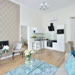 Julia Superior In The Center. Apartamento Budapest